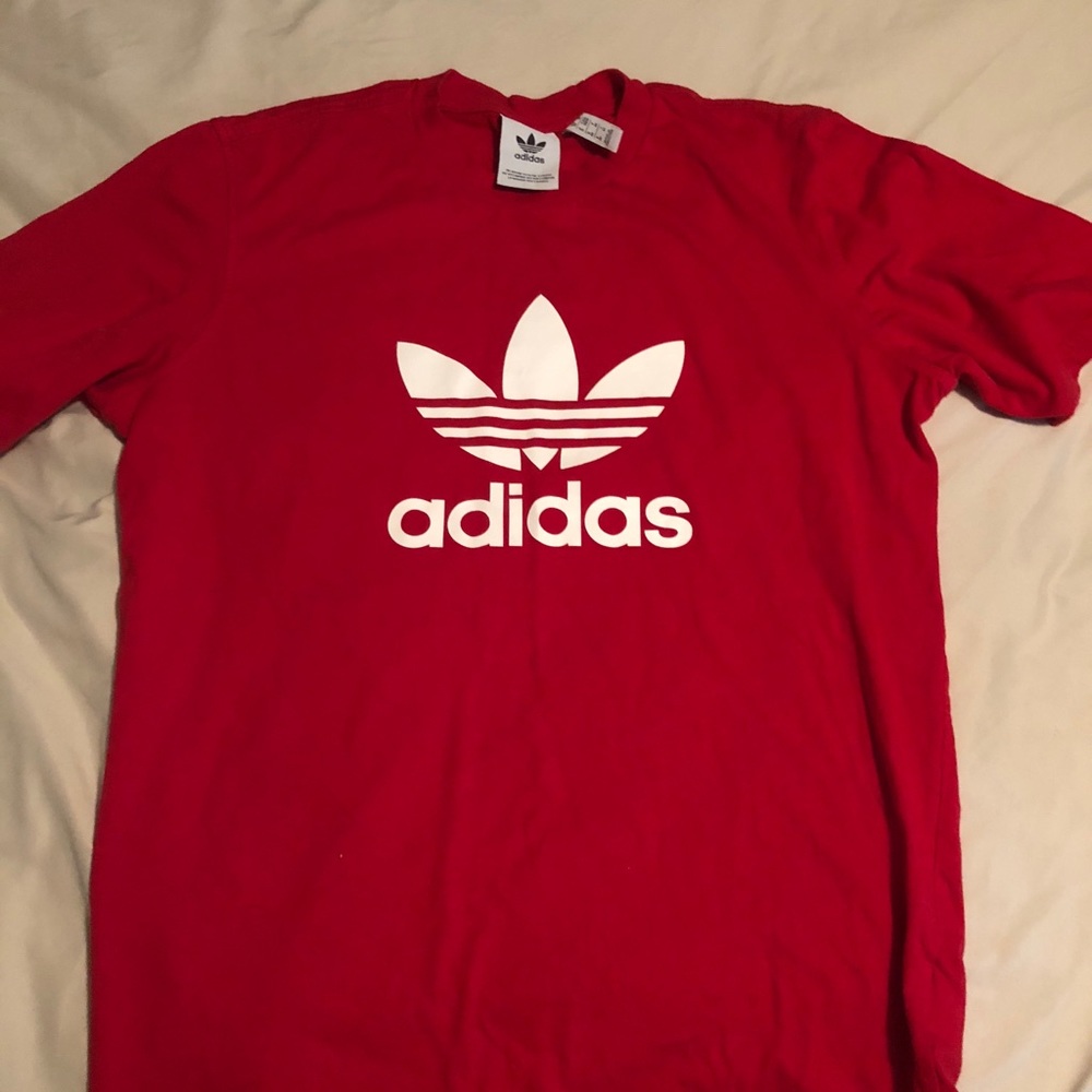 Adidas t-shirt